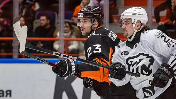 Амур выиграл у Трактора в КХЛ