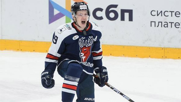 Дмитрий Кагарлицкий подписал контракт с ХК Сочи